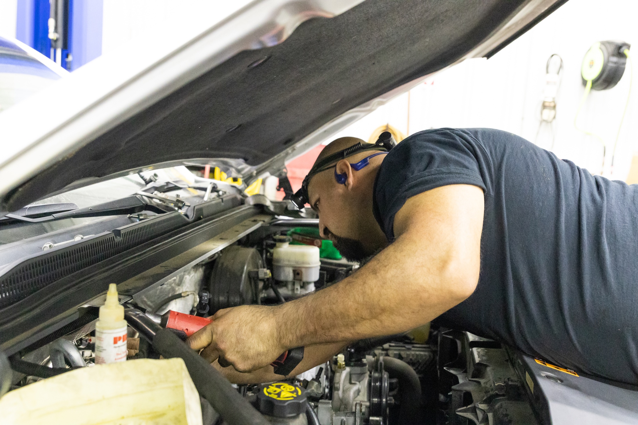 Engine diagnostics on Ford F-150 to identify drivability issue and check engine light problem